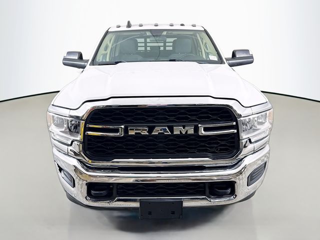 2019 Ram 3500 Tradesman photo 2
