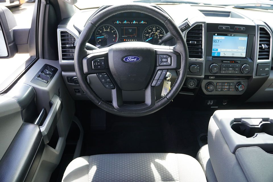 2016 Ford F-150 XLT photo 19