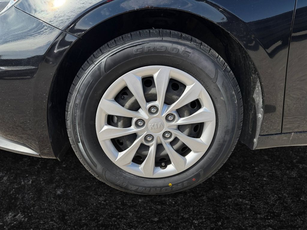 2020 Kia Forte FE photo 19