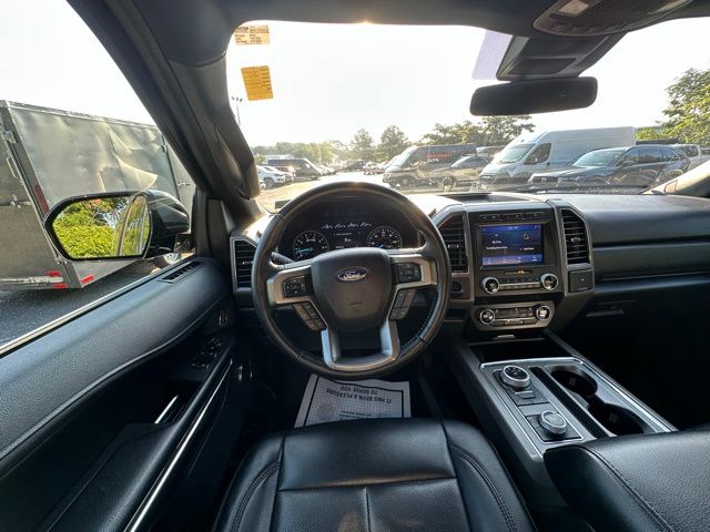2021 Ford Expedition MAX XLT photo 16