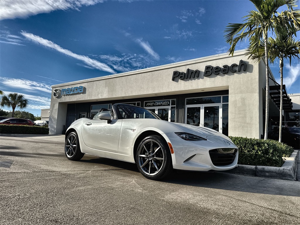 2021 Mazda MX-5 Miata Grand Touring's photo