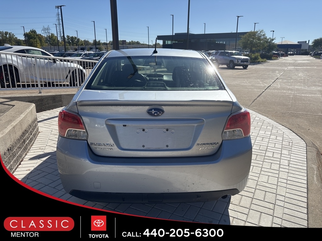 2015 Subaru Impreza 2.0i photo 3