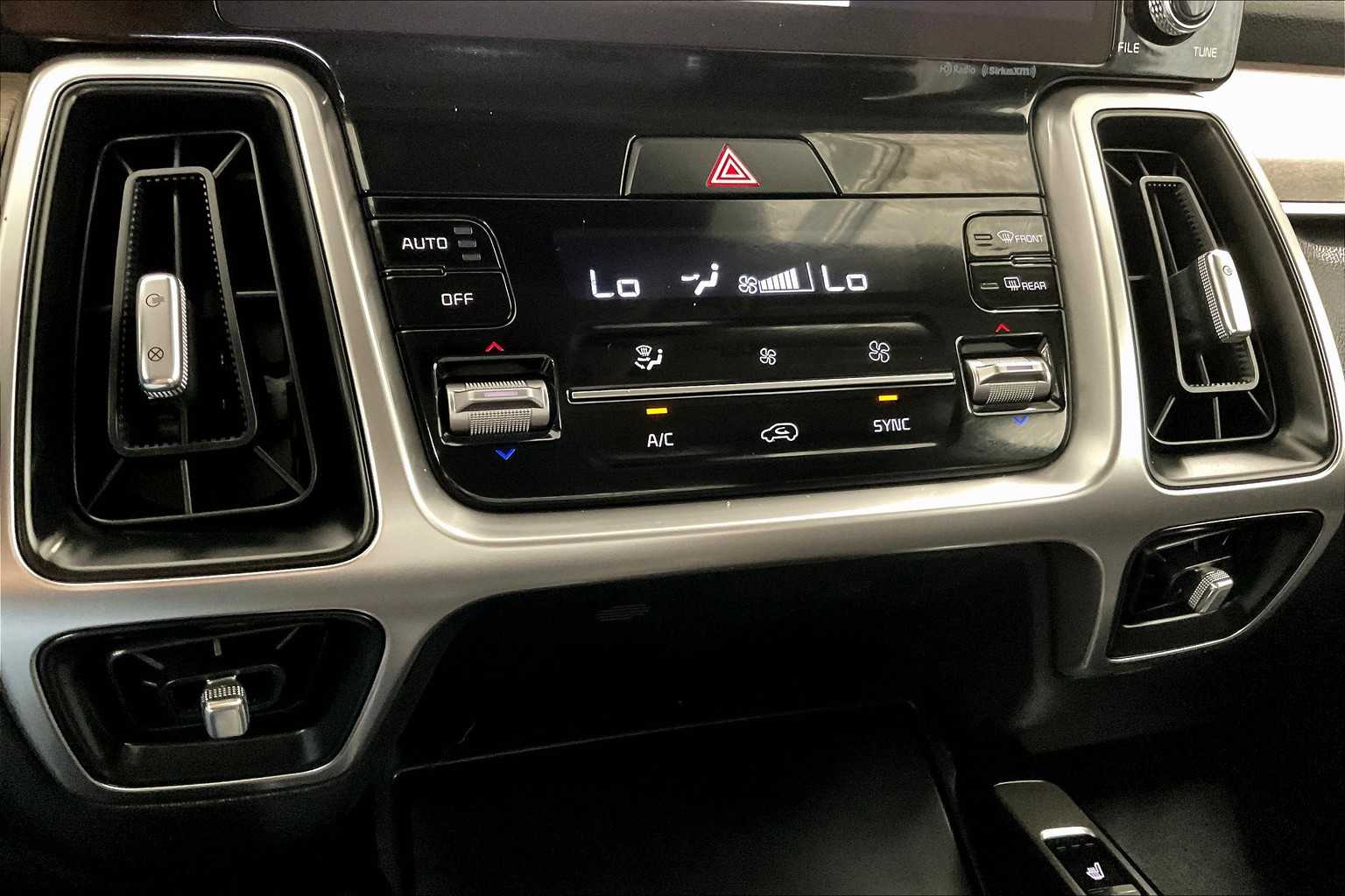 2022 Kia Sorento X-Line S photo 24