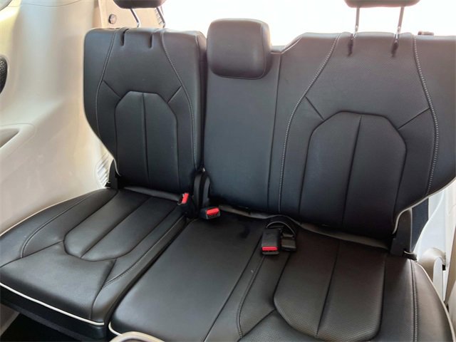 2022 Chrysler Pacifica Hybrid Limited photo 14