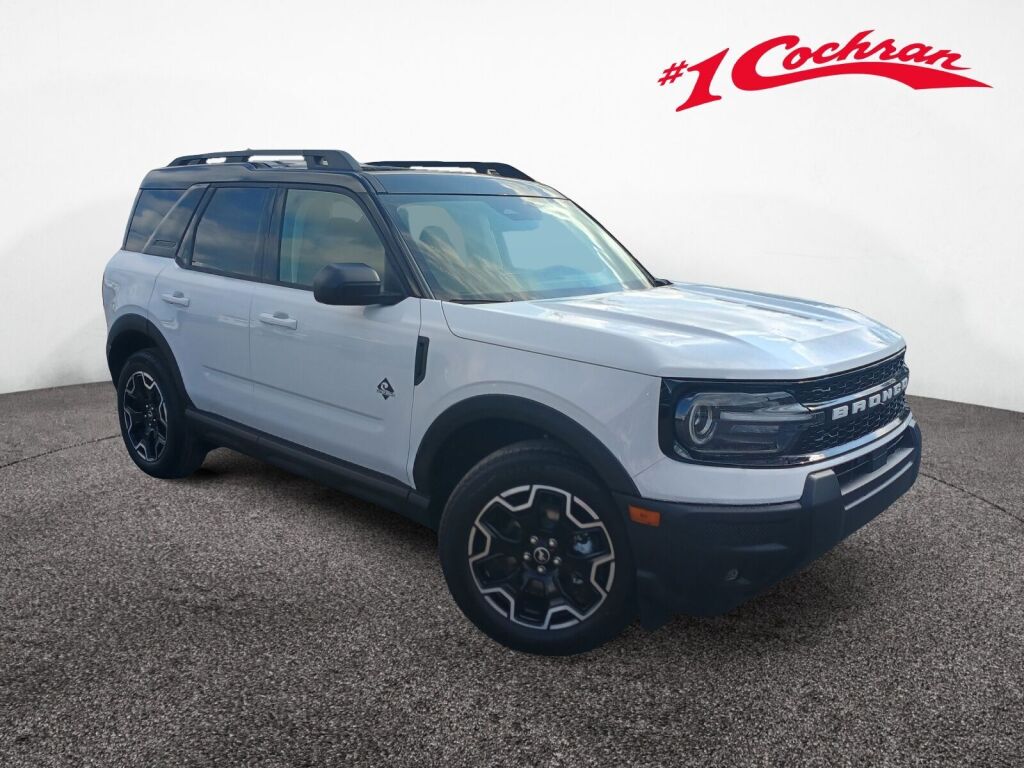 2025 Ford Bronco Sport Outer Banks's photo