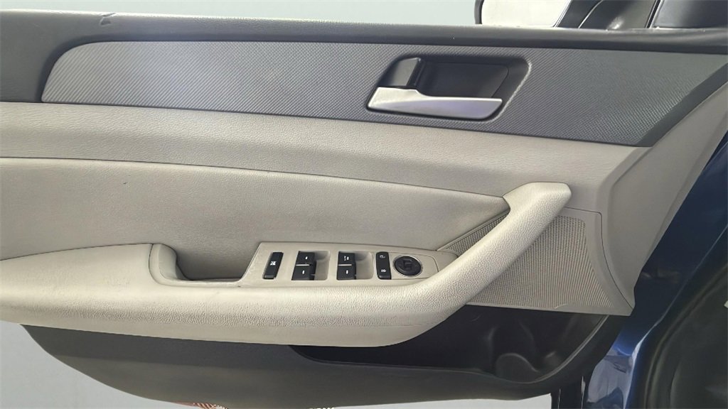 2018 Hyundai Sonata SEL photo 24