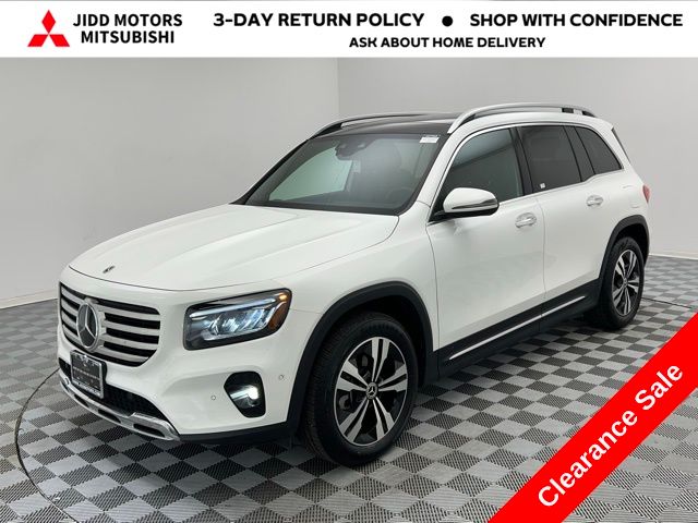 2024 Mercedes-Benz GLB Base's photo