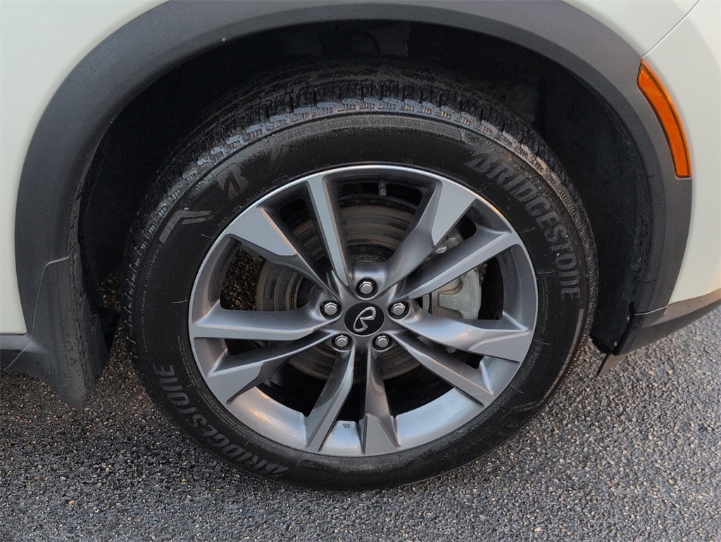 2024 Infiniti QX60 Luxe photo 18