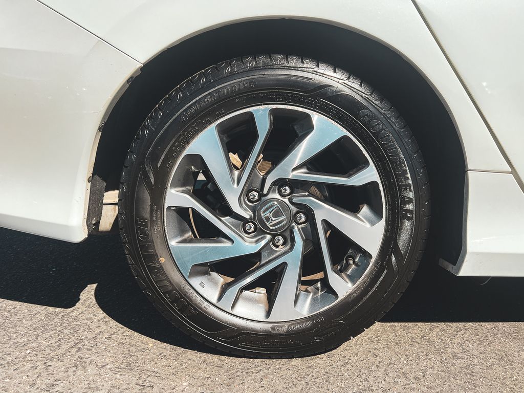 2018 Honda Civic EX photo 4