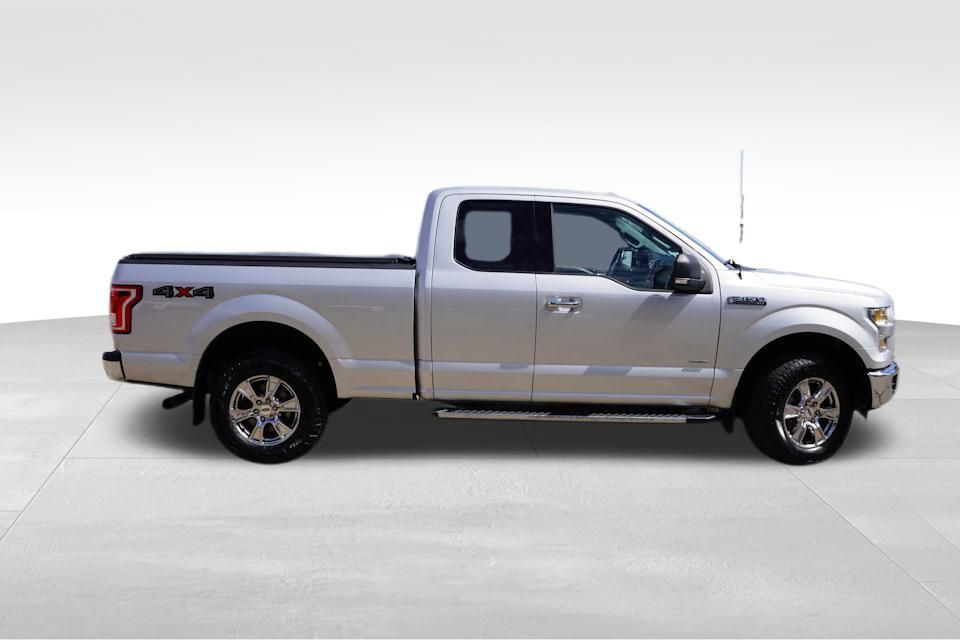 2016 Ford F-150 XLT photo 3