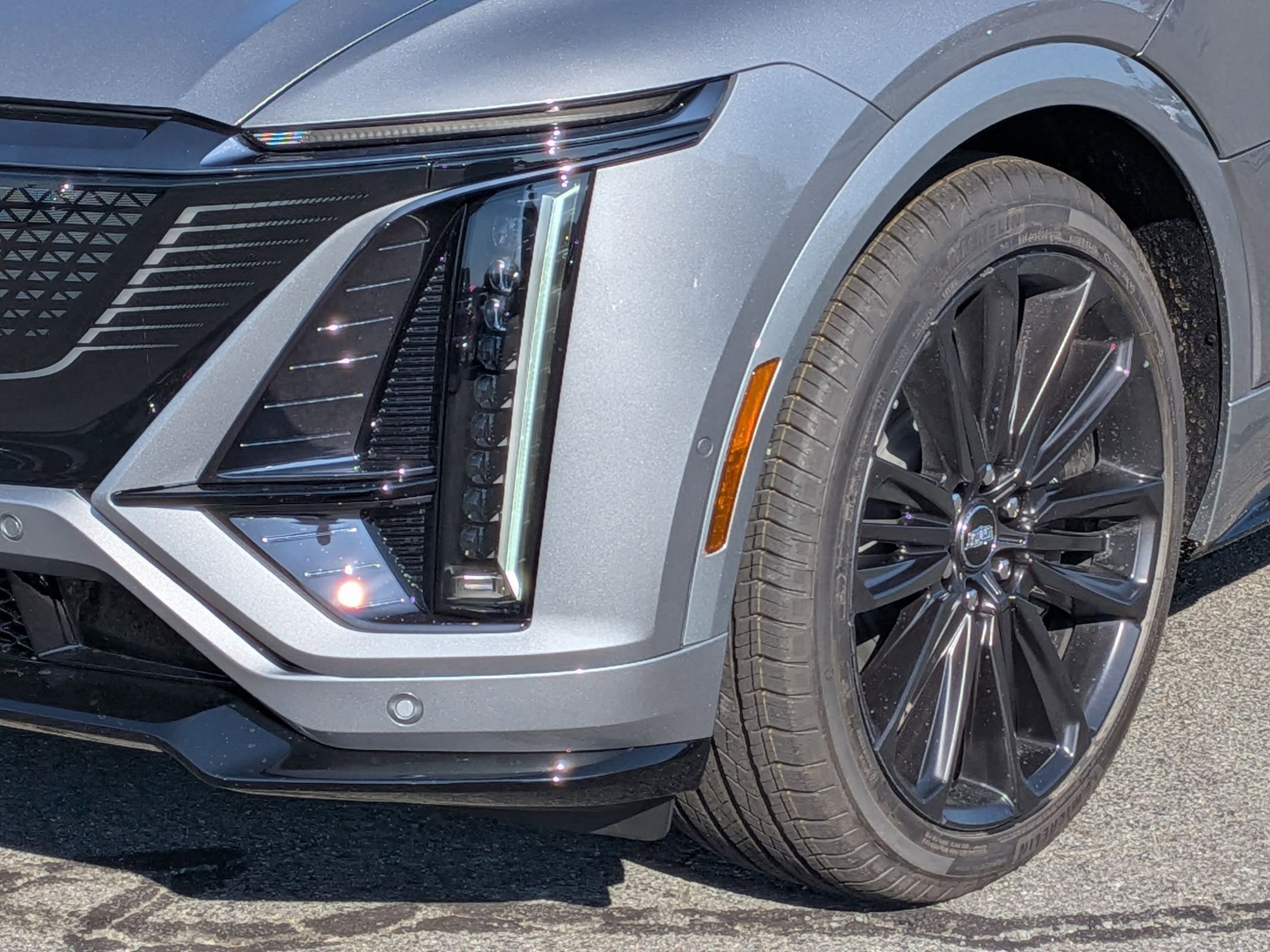 2026 Cadillac Lyriq photo 9