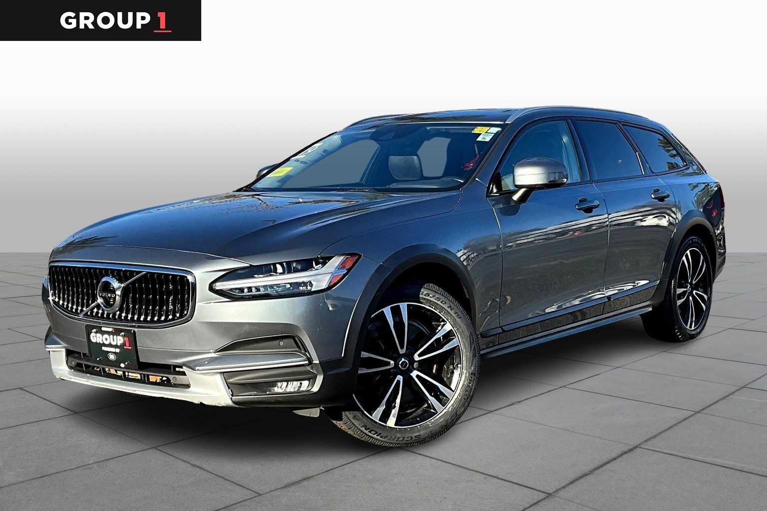 2019 Volvo V90 Cross Country Base