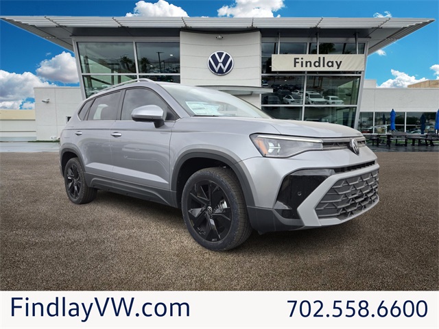 2025 Volkswagen Taos SE's photo