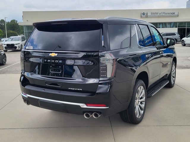 2025 Chevrolet Tahoe Premier photo 2