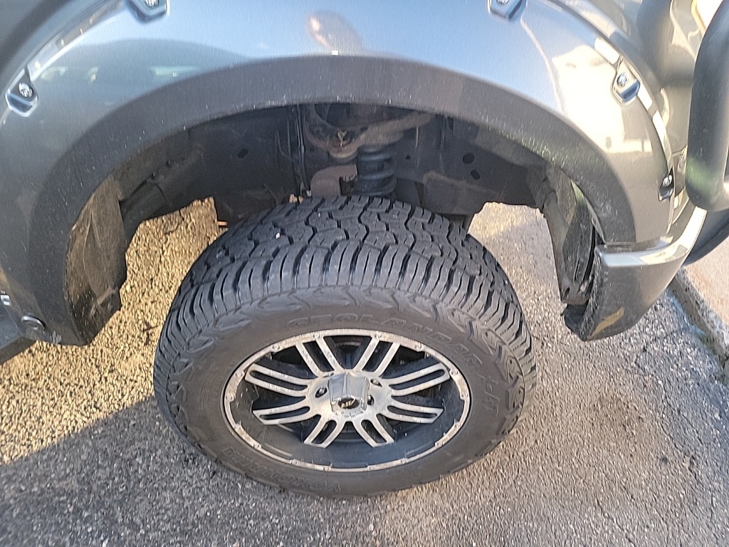 2015 Ford F-150 Lariat photo 2