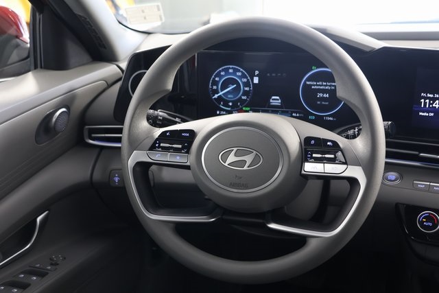 2024 Hyundai Elantra Hybrid Blue photo 10