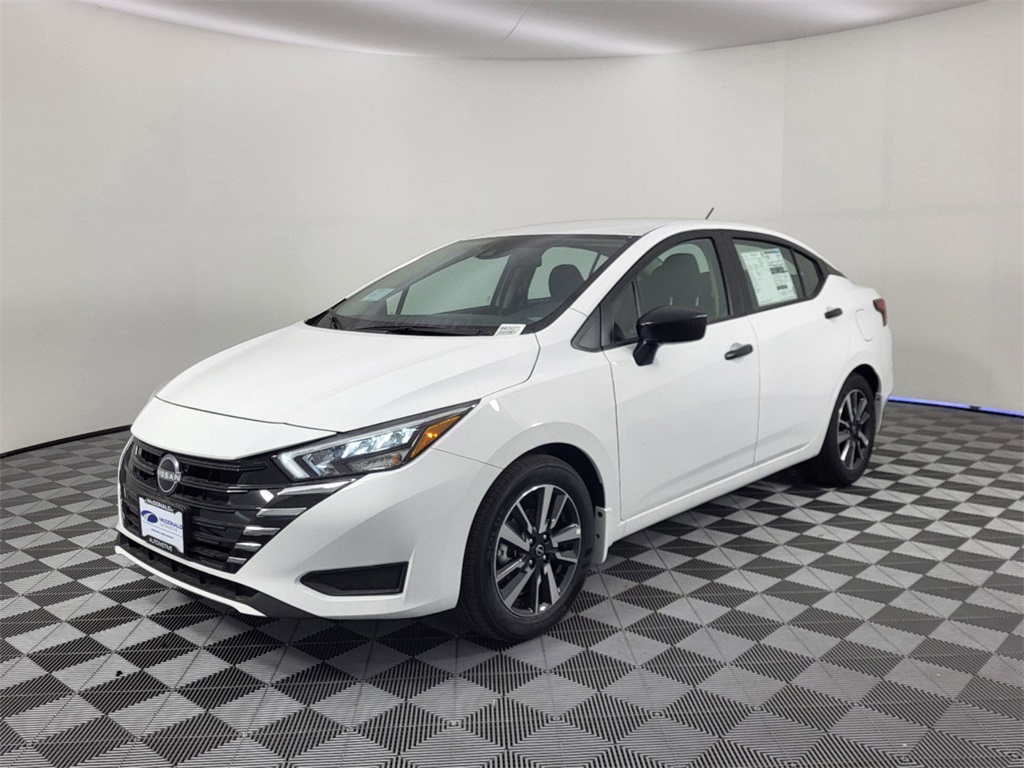 2025 Nissan Versa Sedan S's photo