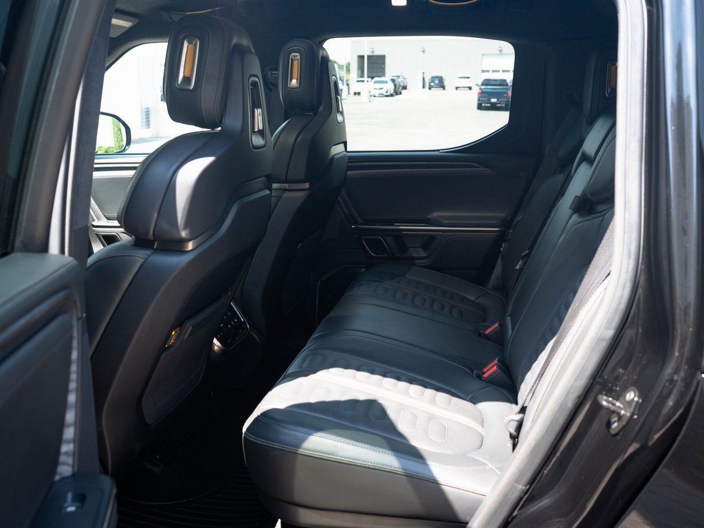 2023 Rivian R1T Adventure photo 15