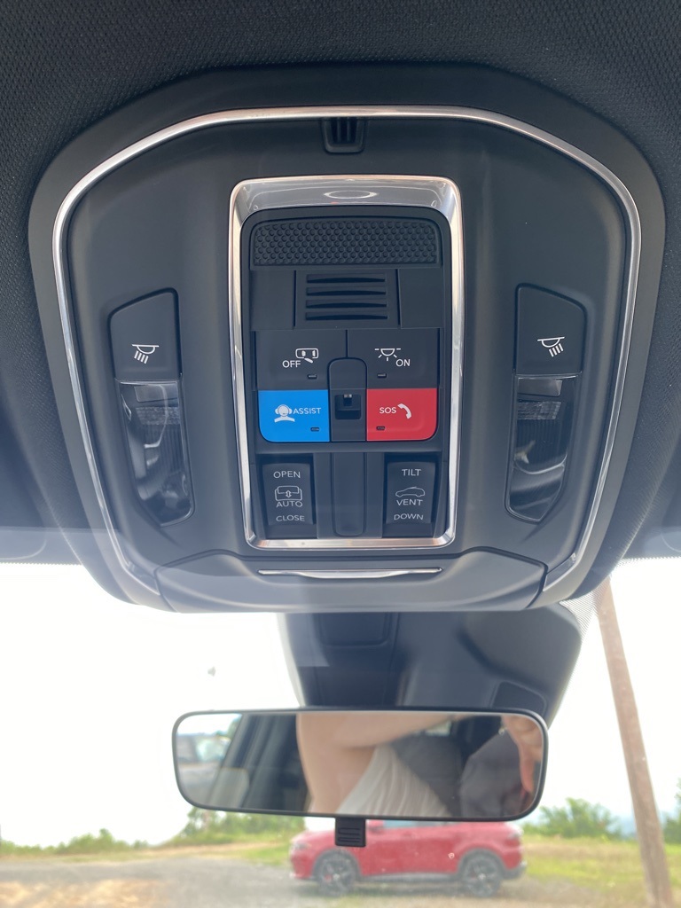2025 Jeep Grand Cherokee Laredo X photo 35