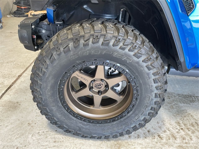 2023 Jeep Wrangler Rubicon 392 photo 9