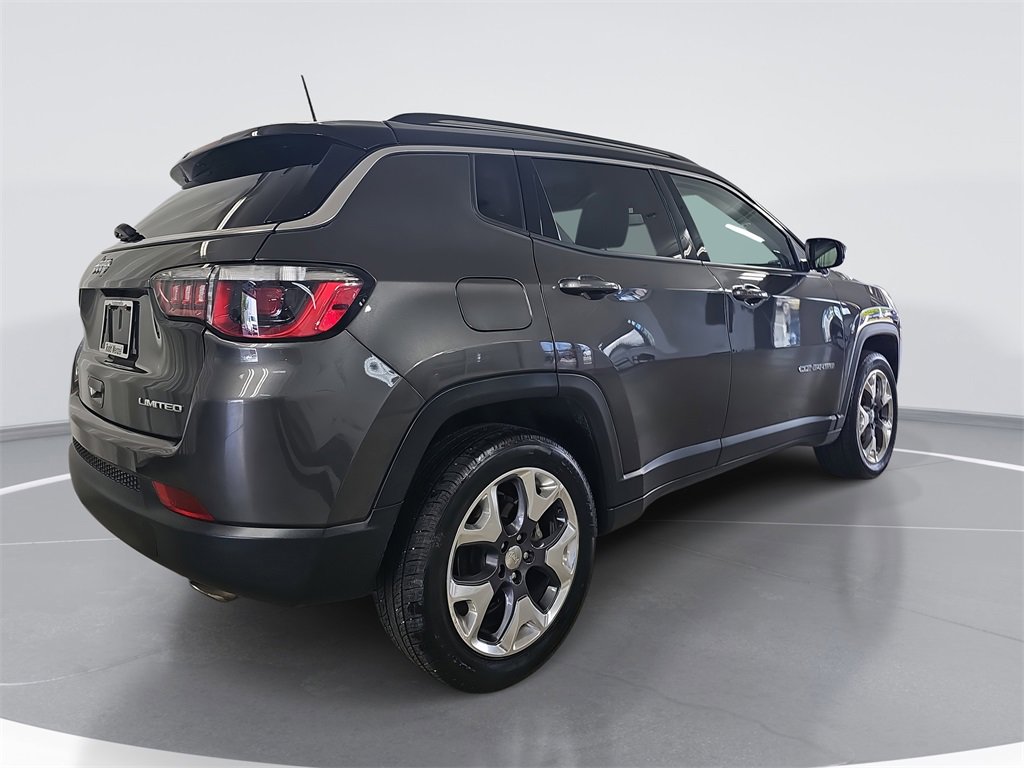 2018 Jeep Compass Limited photo 3