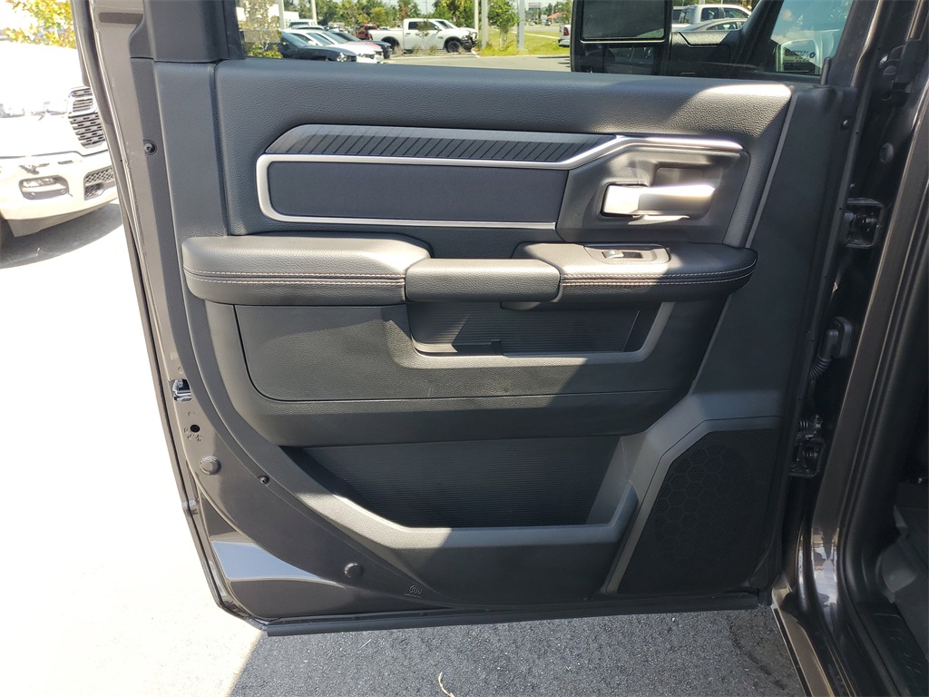 2026 Ram 2500 Big Horn photo 23