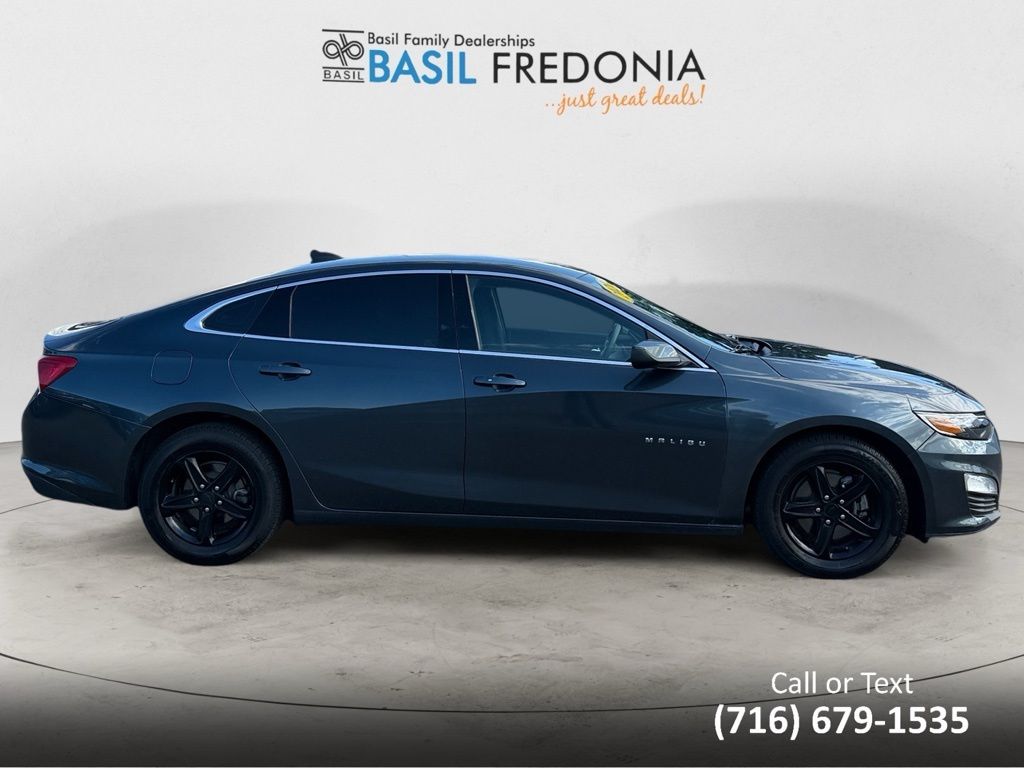 2020 Chevrolet Malibu LS photo 6