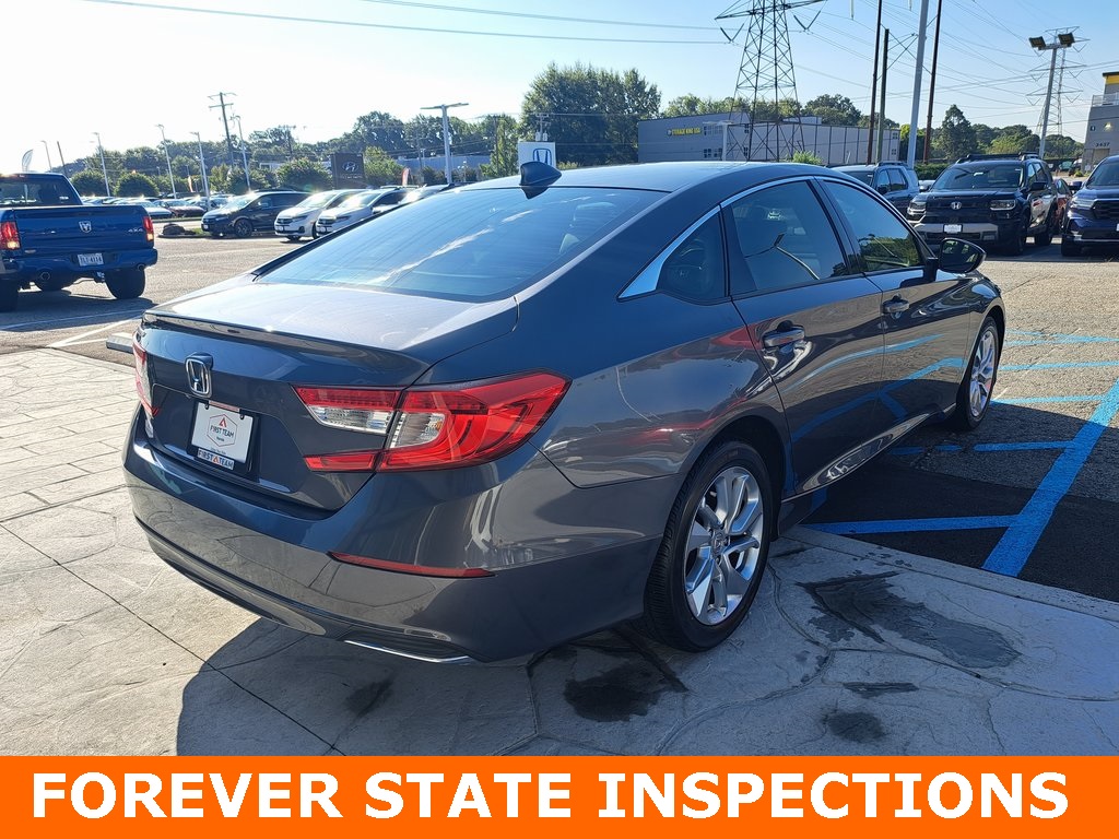 2019 Honda Accord LX photo 4