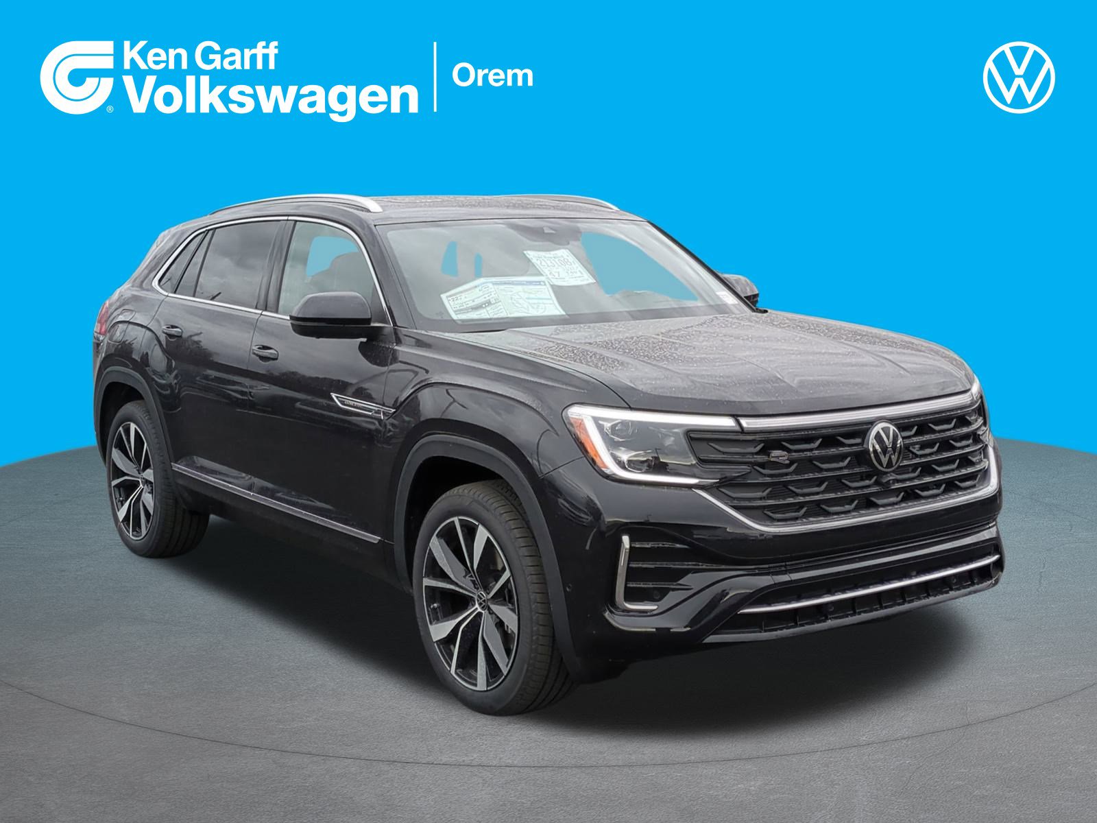 2026 Volkswagen Atlas Cross Sport SEL Premium R-LINE's photo