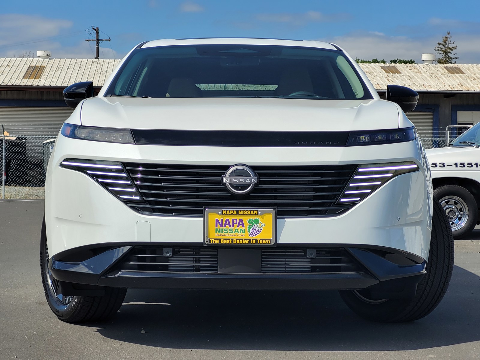 2025 Nissan Murano Platinum photo 2