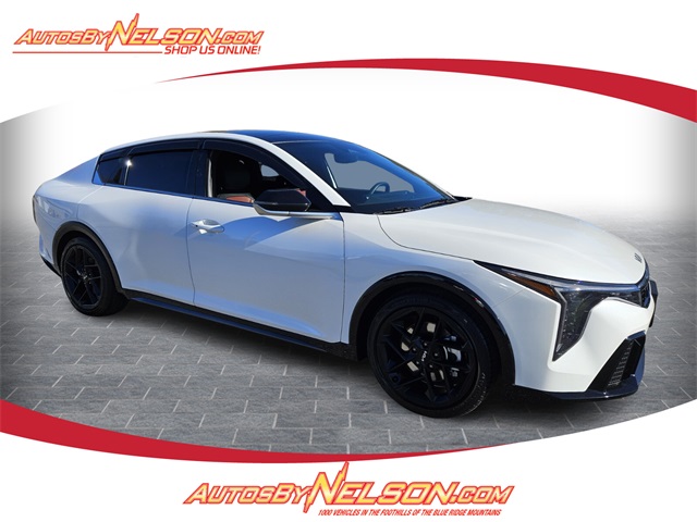 2025 Kia K4 GT-Line Turbo's photo