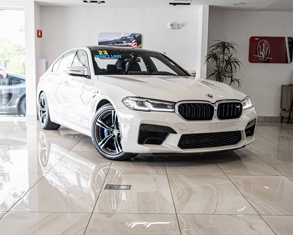 2023 BMW M5 - Image 5