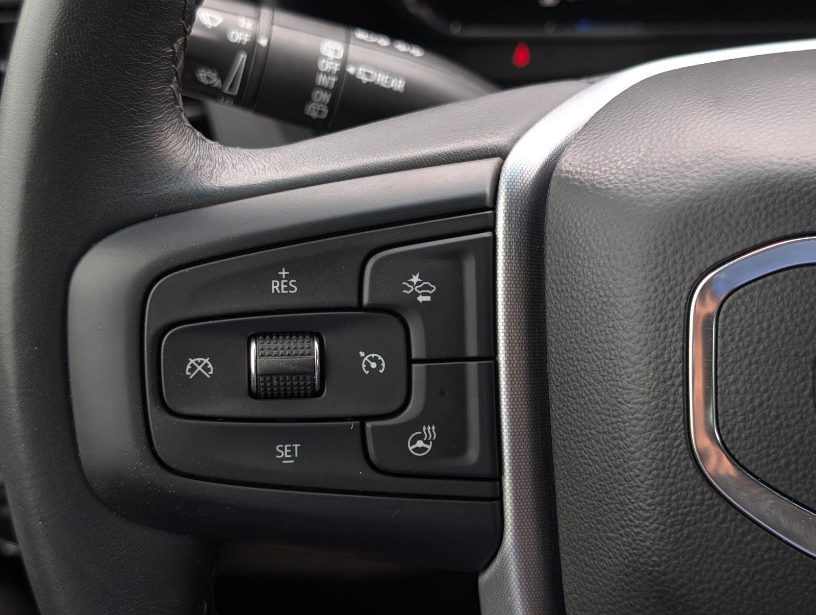 2022 Gmc Yukon SLT photo 16