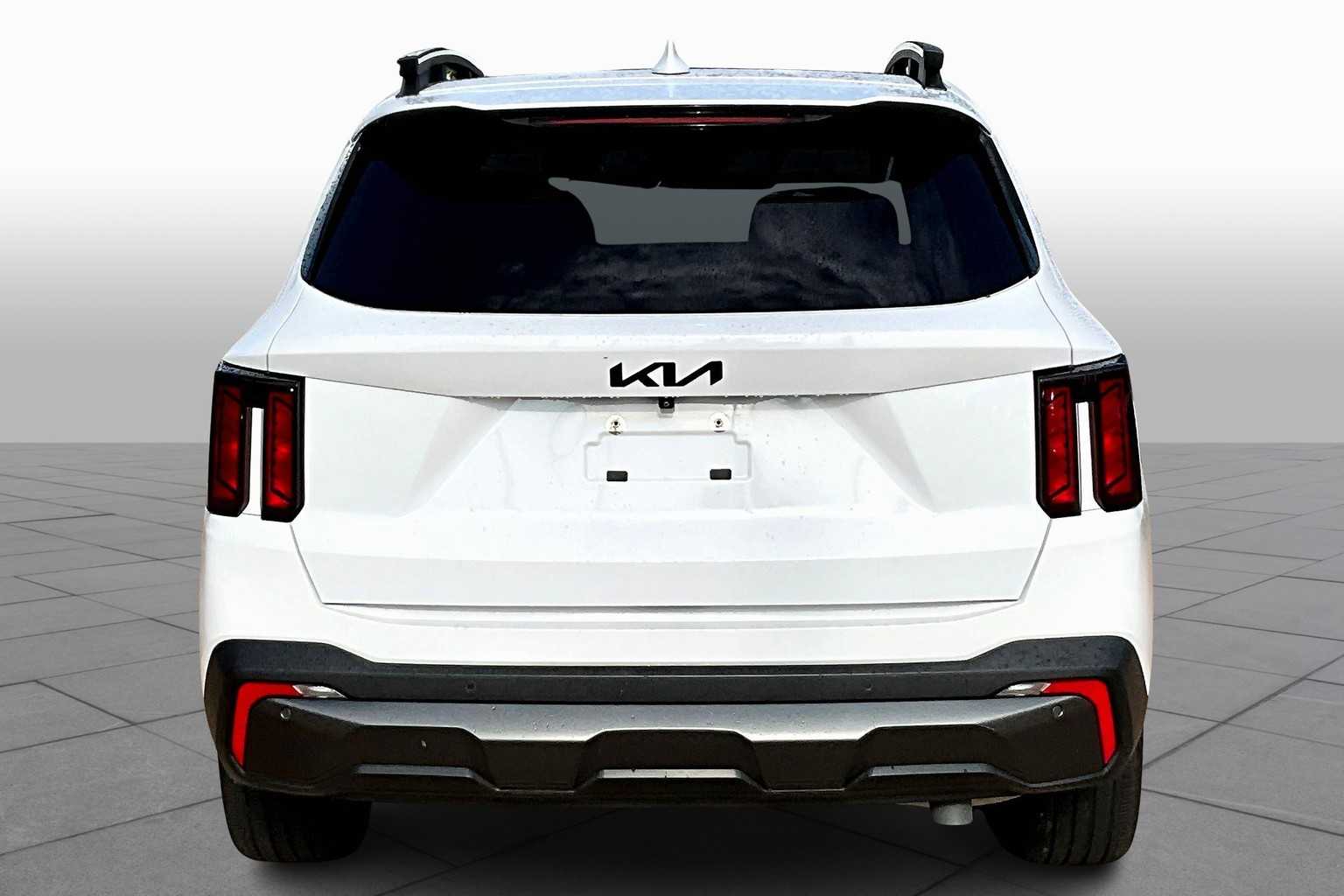 2024 Kia Sorento X-Line EX photo 3