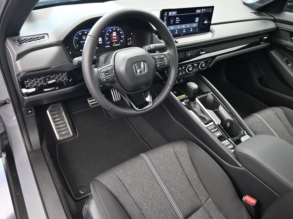 2025 Honda Accord Hybrid Sport photo 11