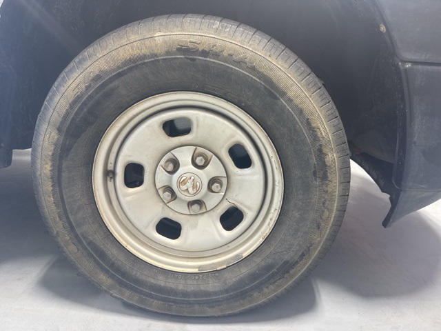 2021 Ram 1500 Classic Tradesman photo 2