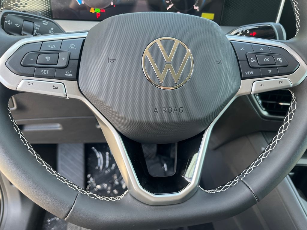 2025 Volkswagen Tiguan S photo 16