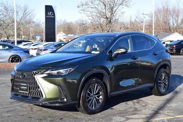 2025 Lexus NX 350's photo