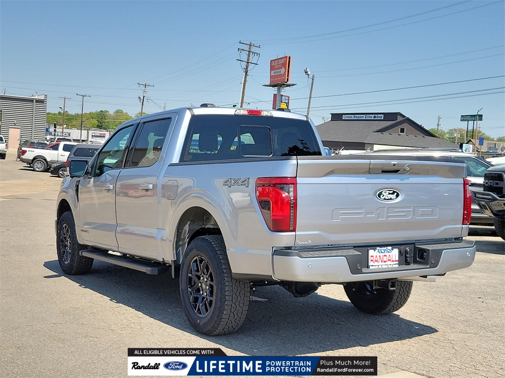 2025 Ford F-150 XLT photo 4