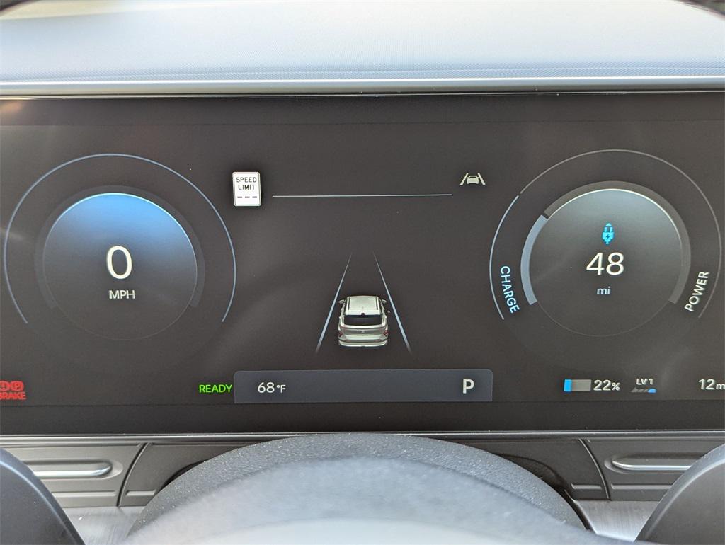 2025 Hyundai Kona Electric SEL photo 17