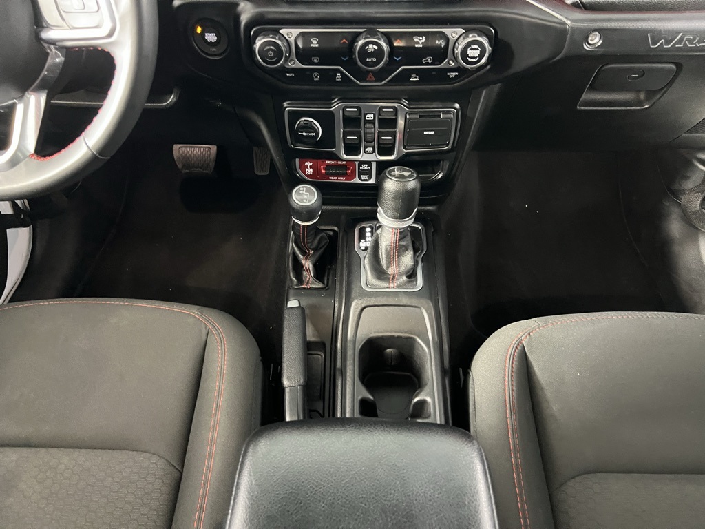 2023 Jeep Wrangler Rubicon photo 13