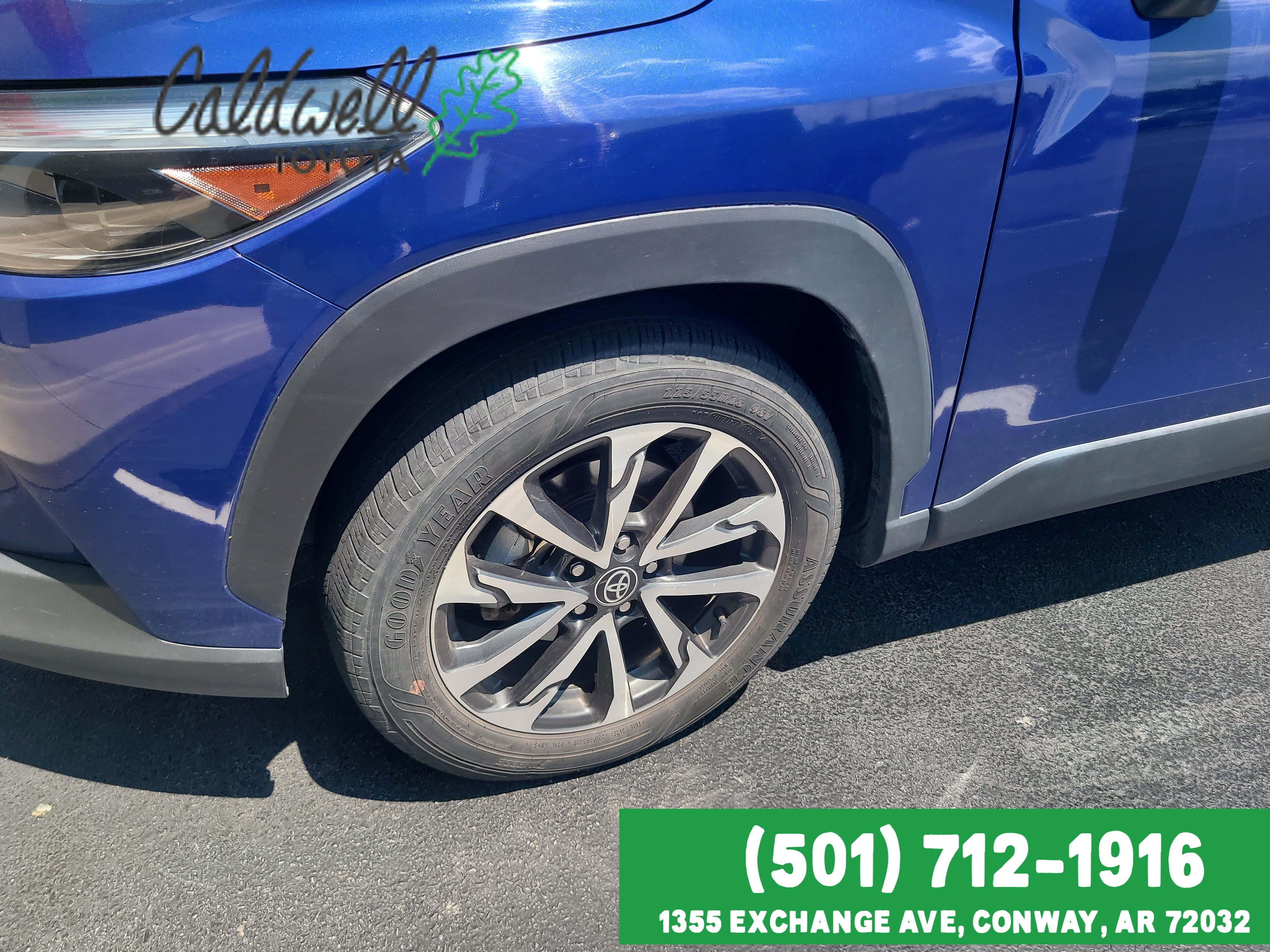 Used 2023 Toyota Corolla Cross XLE with VIN 7MUEAAAG8PV052526 for sale in Northfield, Minnesota