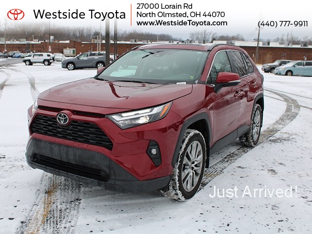 2022 Toyota RAV4 XLE Premium's photo