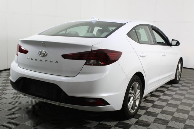 2020 Hyundai Elantra Value Edition photo 5