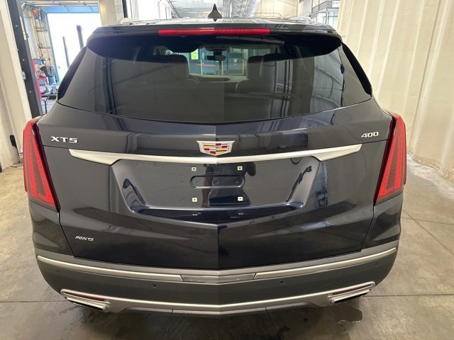 2021 Cadillac XT5 Premium Luxury photo 3