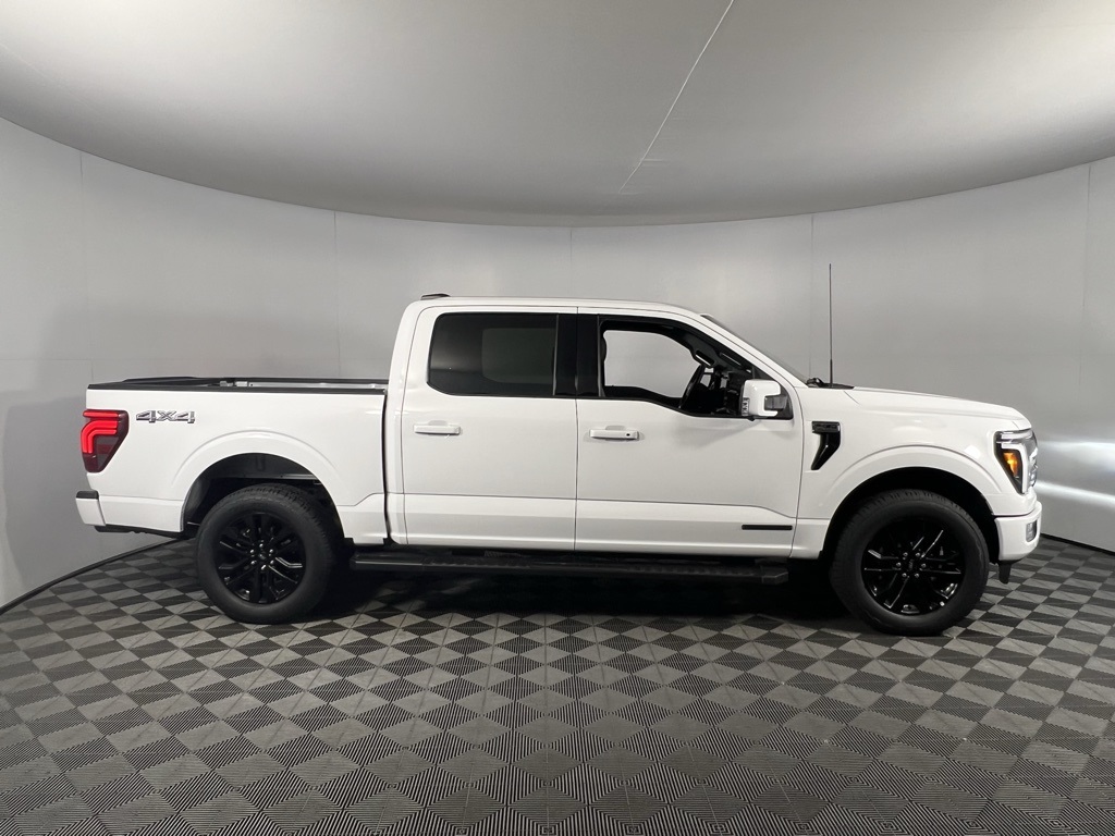 2024 Ford F-150 Lariat photo 2
