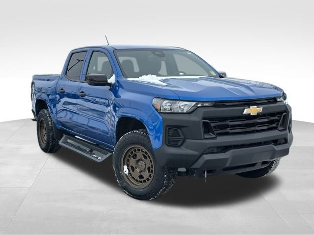 2023 Chevrolet Colorado Work Truck's photo