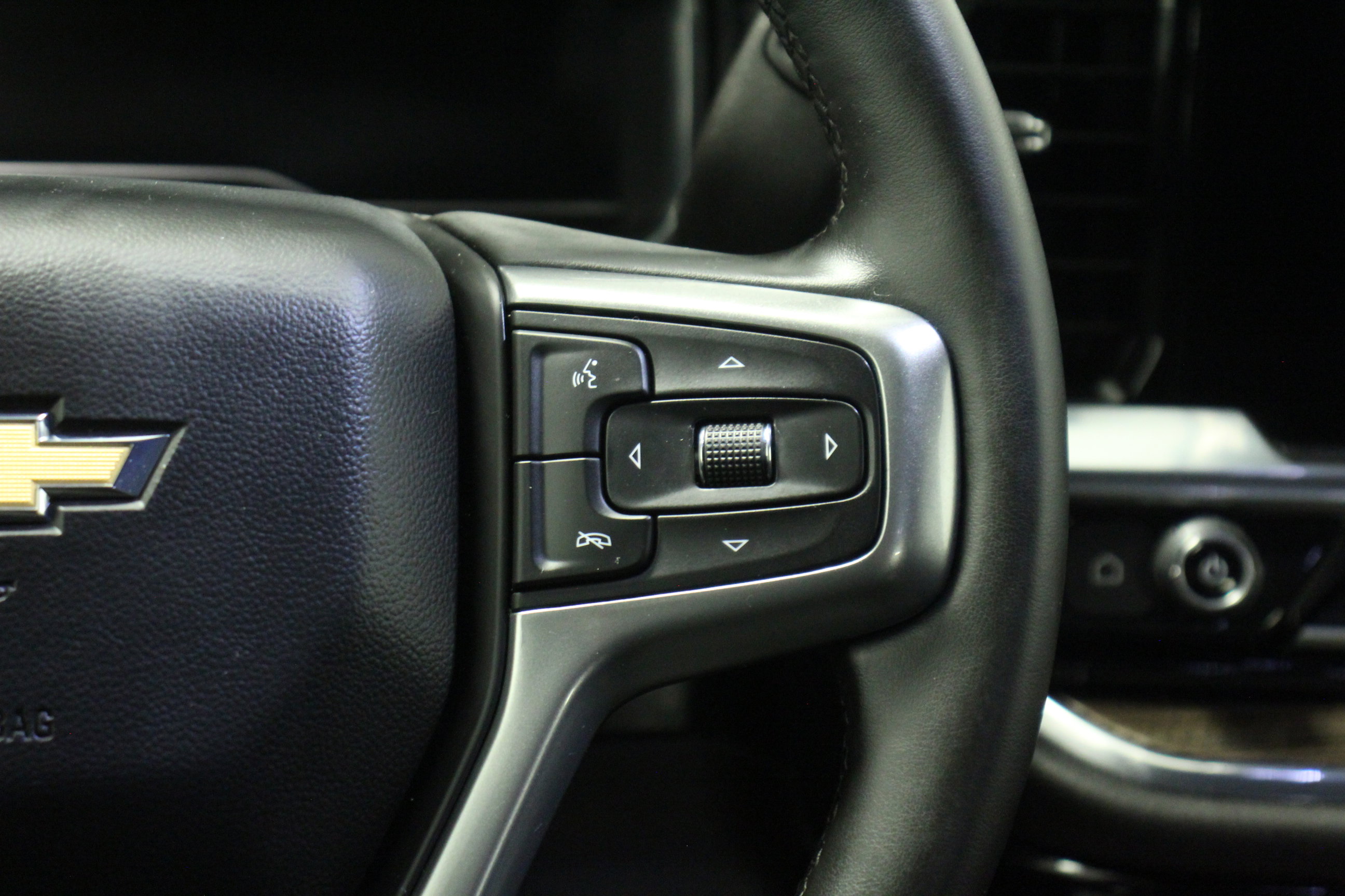 2024 Chevrolet Silverado 1500 LT photo 18