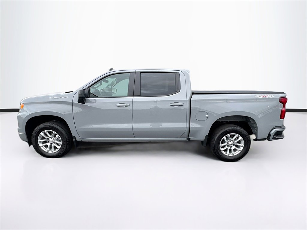 2024 Chevrolet Silverado 1500 RST photo 4