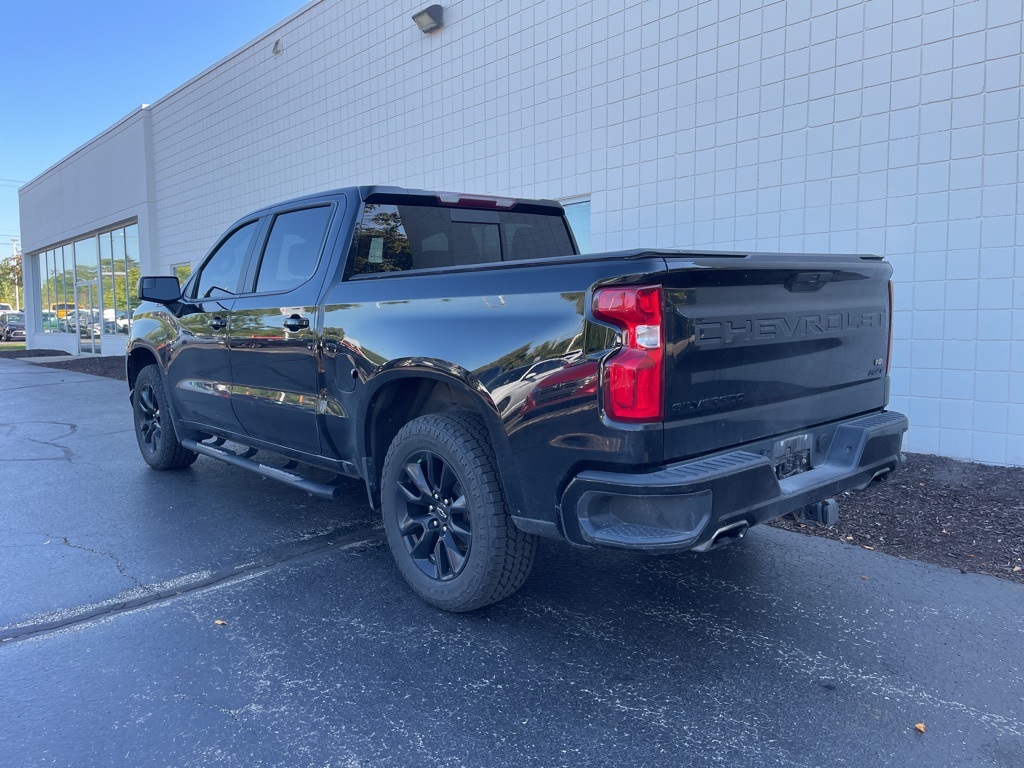 2021 Chevrolet Silverado 1500 RST photo 2